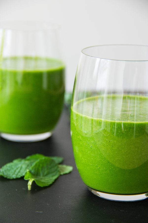 green mint smoothie