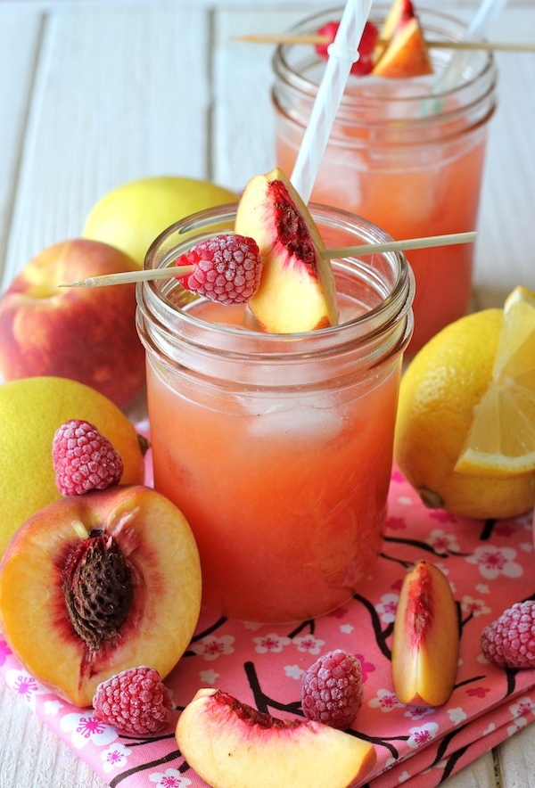 raspberry peach lemonade