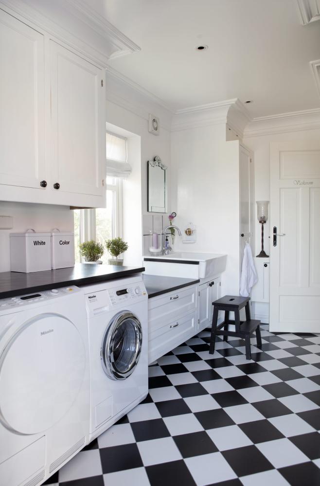 Scandinavian Laundry Room