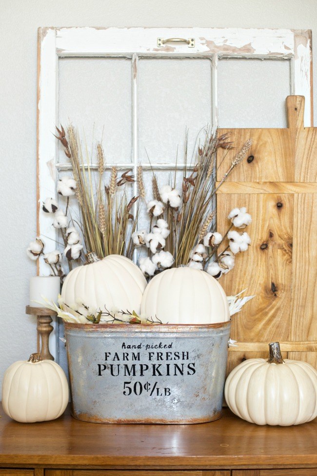 Farmhouse Pumpkin Bucket