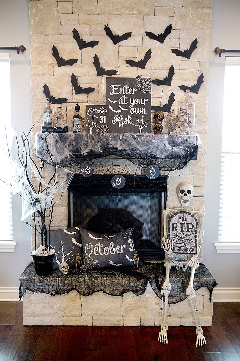 Spooky Halloween Mantel Decor