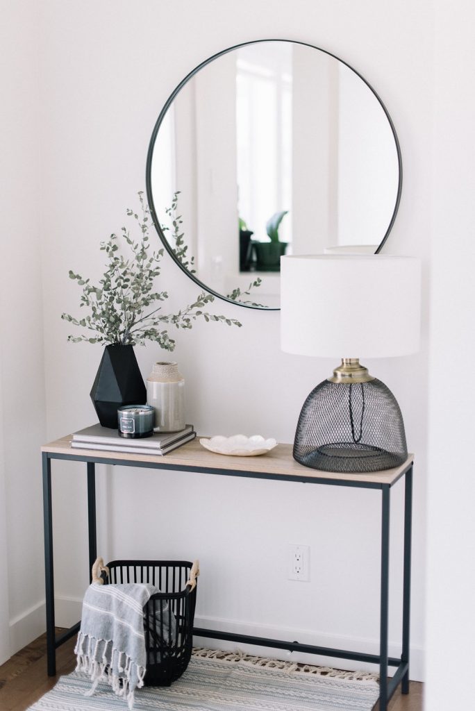 Entry Table Ideas That Make A Great, What To Put On A Foyer Table