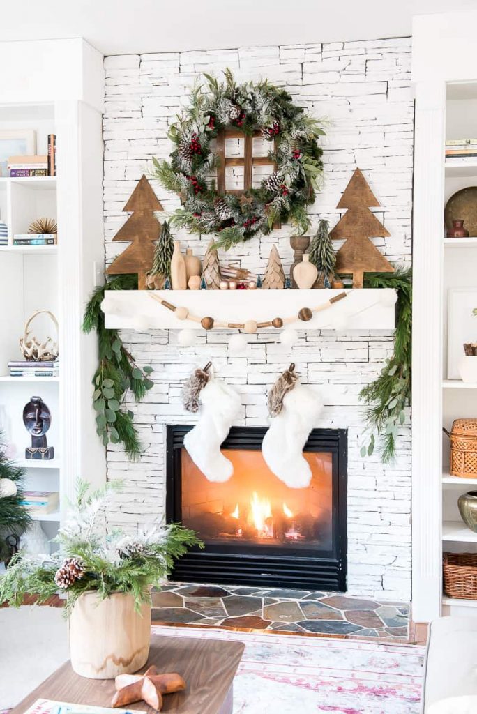Christmas Mantel with DIY Wreath​
