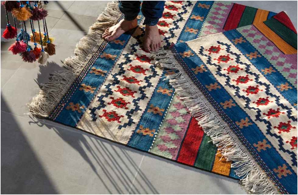 eye-catching rugs