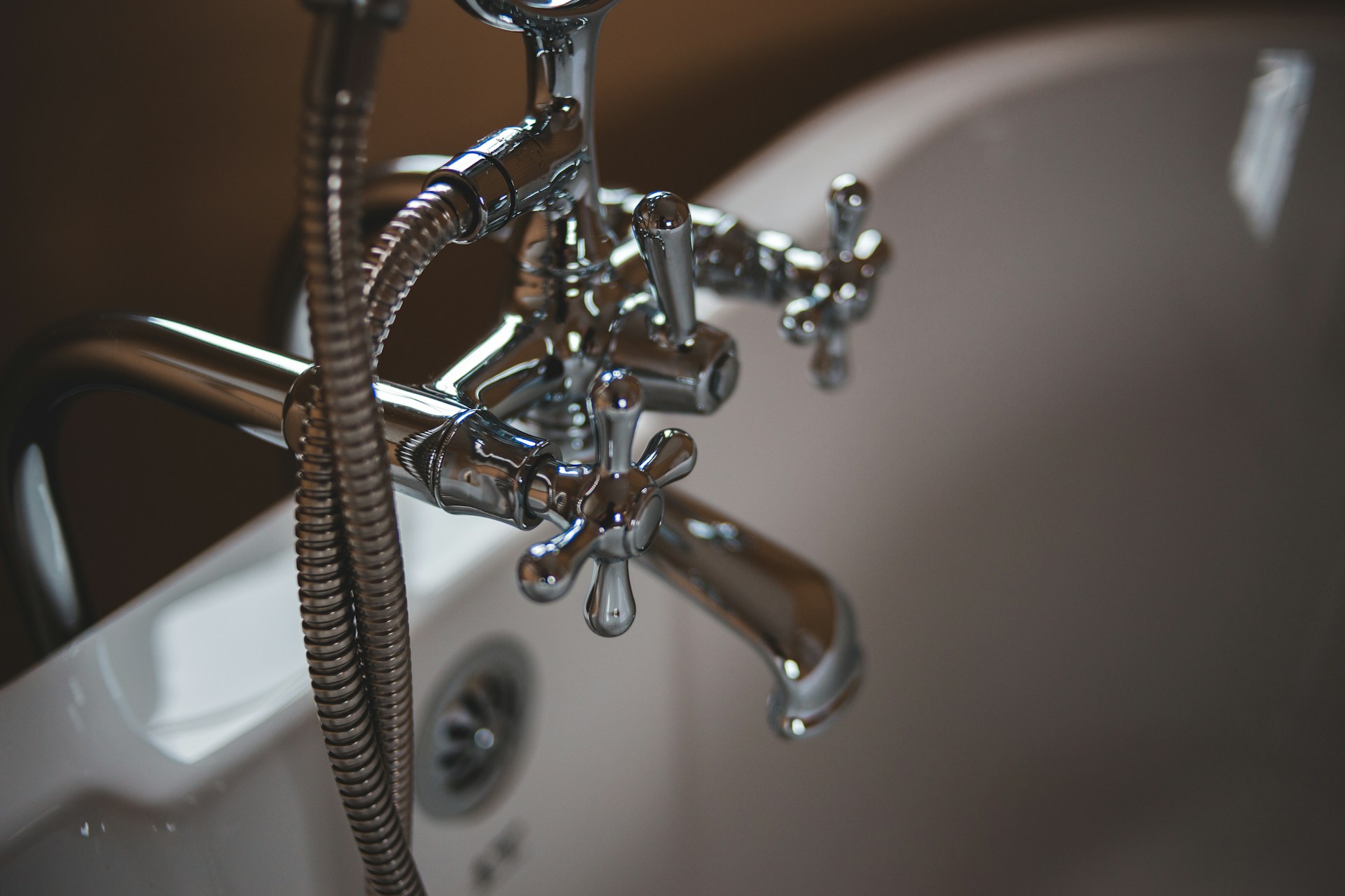 Top 5 Signs of Hidden Water Leaks in Your Home | Expert Plumbing Services in Benicia, CA